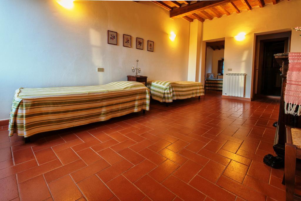 Agriturismo Poggio Al Tesoro Crespina Exterior foto
