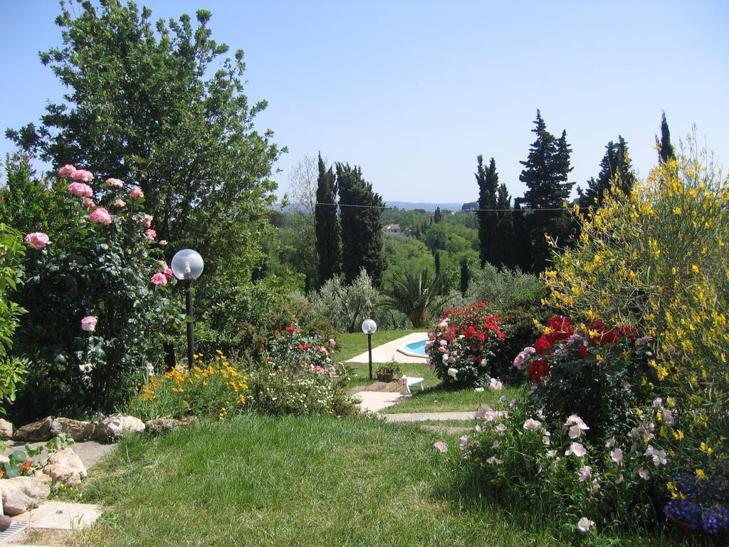 Agriturismo Poggio Al Tesoro Crespina Exterior foto